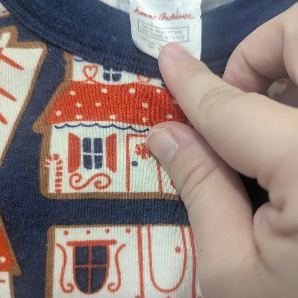 Hanna Andersson Gingerbread Houses Pajamas - Picture 3 of 3